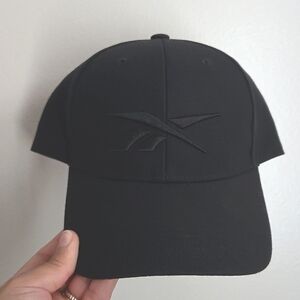 Reebok Black Snap Back Hat